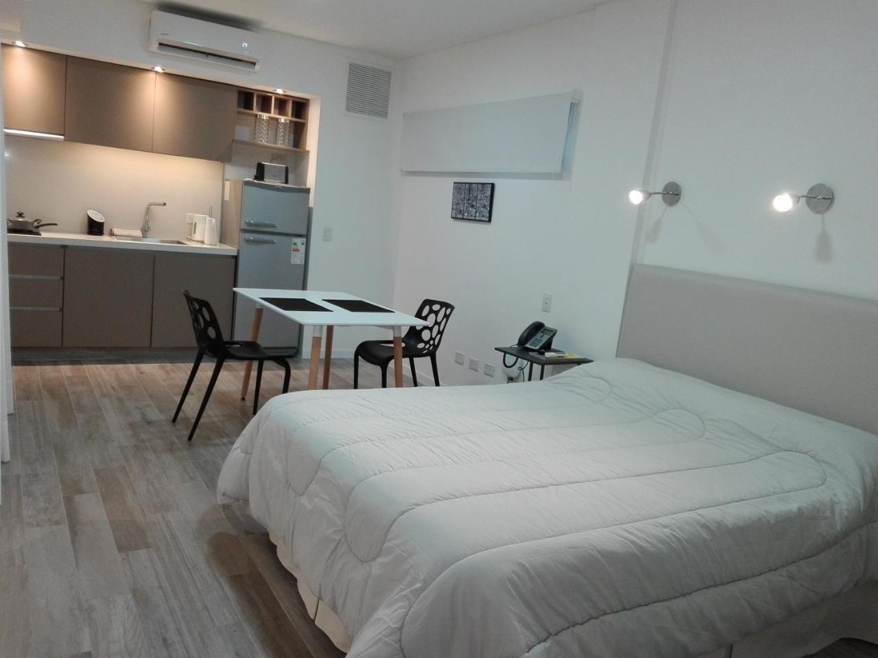 Paraguay 716 We Sleep Buenos Aires Exterior photo